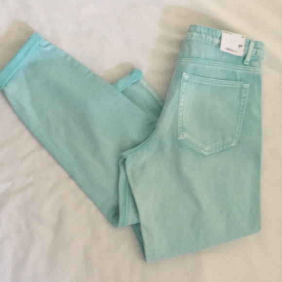 Forever 21 Mint Long Denim Jeans “Mom Fit” Style - Picture 6 of 10